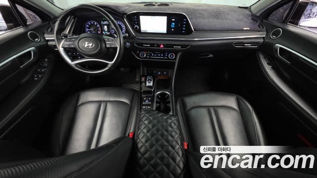 Hyundai Sonata 2021 — Фото 7/20