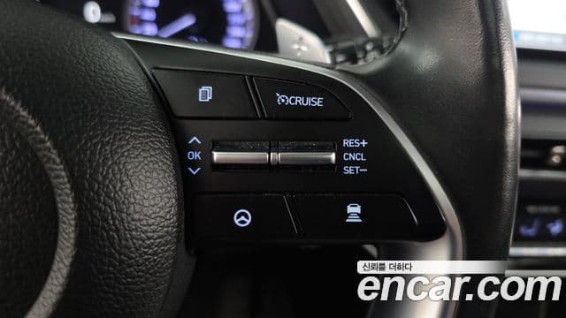 Hyundai Sonata Hybrid 2021 — Photo 14/32