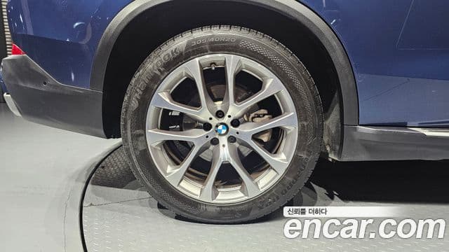 BMW X5 2020 — ფოტო 5/20