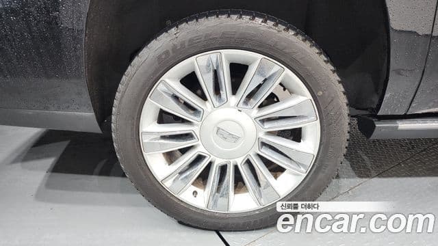 Cadillac Escalade 2018 — Şəkil 7/20