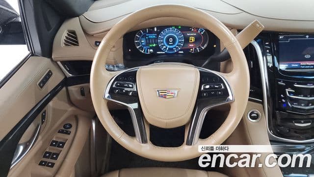 Cadillac Escalade 2018 — Şəkil 13/20