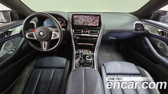 BMW 8 Series 2023 — Photo 11/38