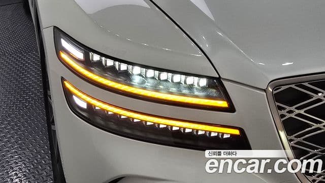 Genesis G80 2025 — Photo 16/30