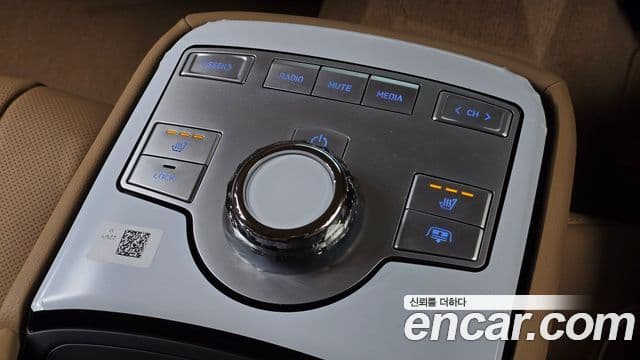 Genesis G80 2025 — Photo 2/30