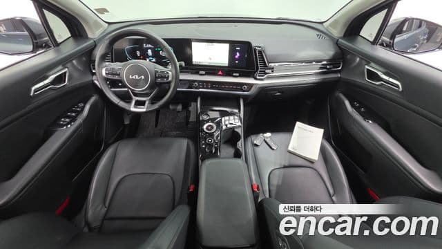 Kia Sportage 2022 — ფოტო 7/20