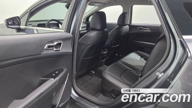 Kia Sportage 2022 — ფოტო 12/20