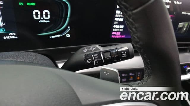 Kia Sportage 2022 — ფოტო 19/20