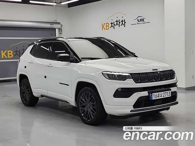 Jeep Compass 2022 — ფოტო 1/19