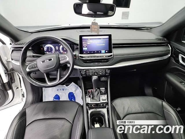 Jeep Compass 2022 — ფოტო 6/19