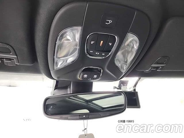Jeep Compass 2022 — ფოტო 17/19