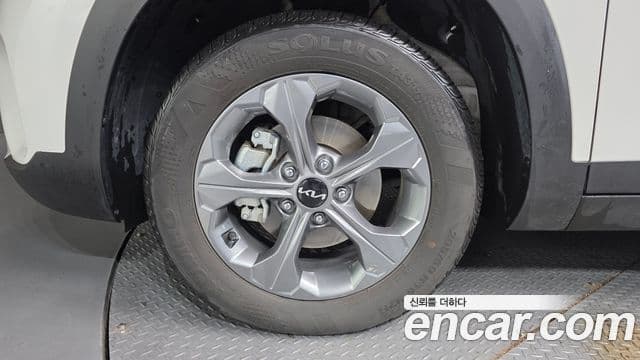 Kia Seltos 2024 — Şəkil 5/20