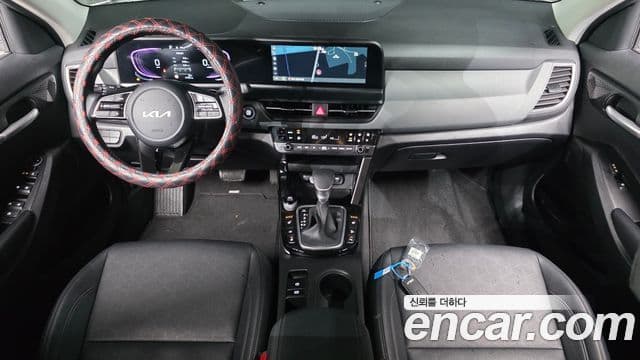 Kia Seltos 2024 — Şəkil 7/20