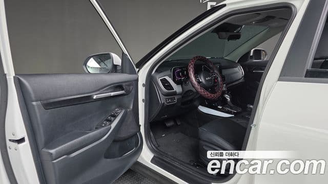 Kia Seltos 2024 — Şəkil 10/20