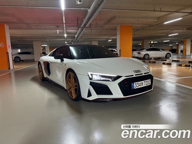 Audi R8 2021 — ფოტო 9/19