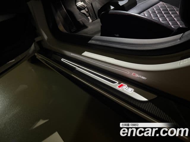 Audi R8 2021 — ფოტო 15/19