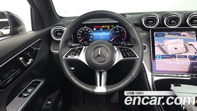 Mercedes-Benz GLC-Class 2023 — Фото 12/20