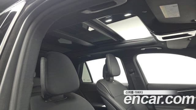 Mercedes-Benz GLC-Class 2023 — Фото 17/20