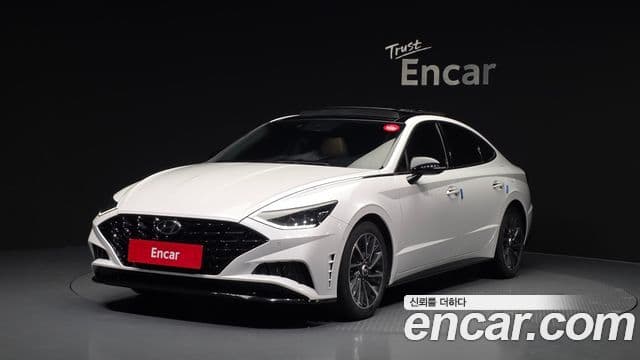 Hyundai Sonata 2021 — ფოტო 1/20