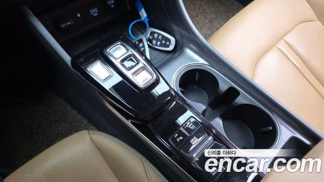 Hyundai Sonata 2021 — фото 9 из 20