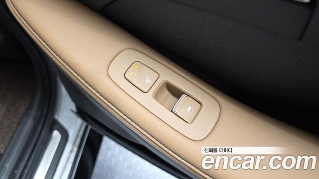 Hyundai Sonata 2021 — ფოტო 19/20