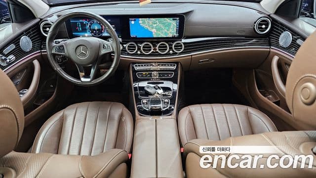Mercedes-Benz E-Class 2018 — Şəkil 7/20
