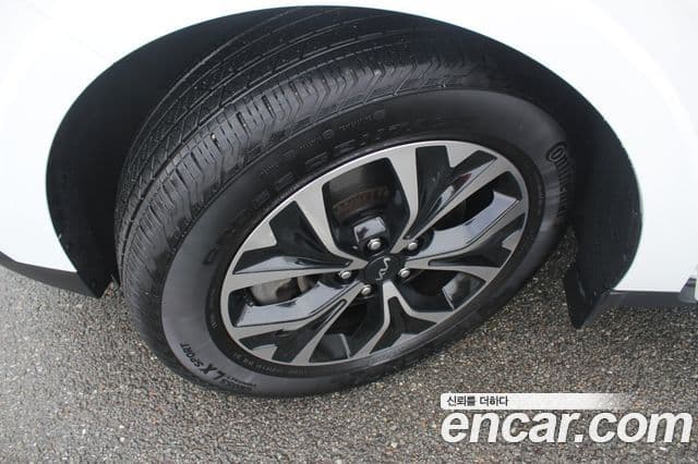 Kia Carnival 2023 — Şəkil 12/20