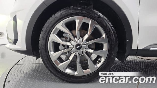 Kia Sorento 2021 — ფოტო 5/20