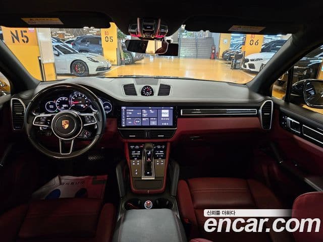 Porsche Cayenne 2019 — Şəkil 7/20