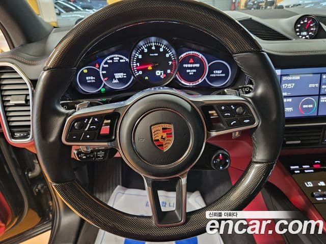 Porsche Cayenne 2019 — Şəkil 12/20