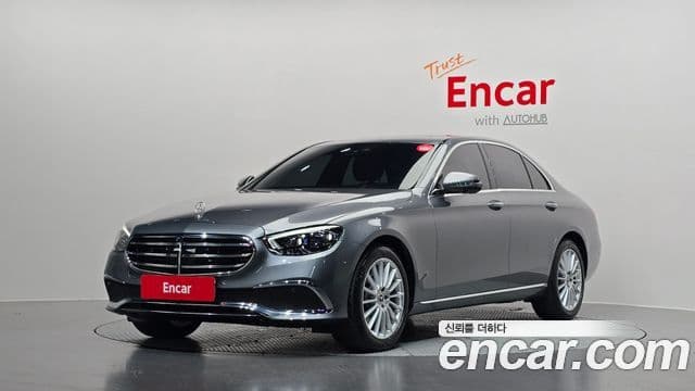 Mercedes-Benz E-Class 2022 — Şəkil 10/20