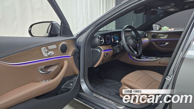 Mercedes-Benz E-Class 2022 — Şəkil 9/20