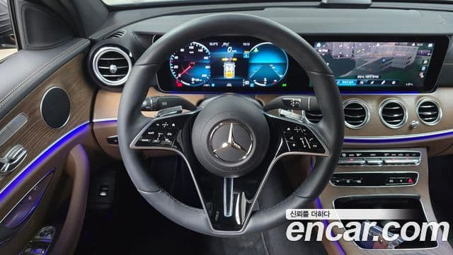 Mercedes-Benz E-Class 2022 — Şəkil 12/20