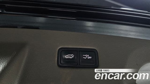 Kia Carnival 2023 — Фото 15/20