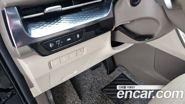Kia Carnival 2023 — Фото 20/20