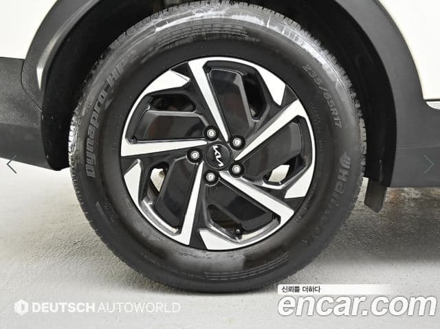 Kia Sportage 2022 — Фото 4/20