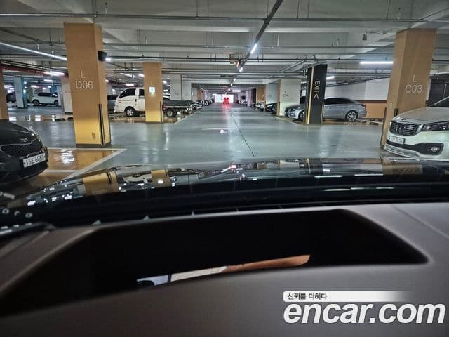 Porsche Cayenne 2022 — Photo 17/20