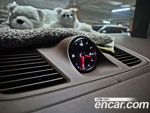 Porsche Cayenne 2022 — Photo 14/20