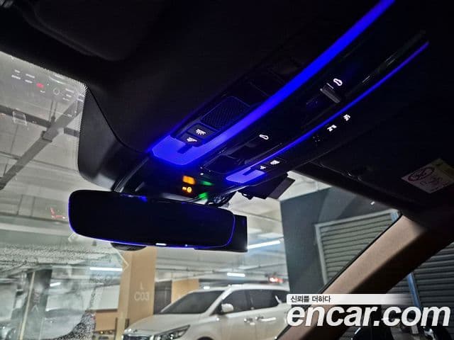 Porsche Cayenne 2022 — Photo 11/20