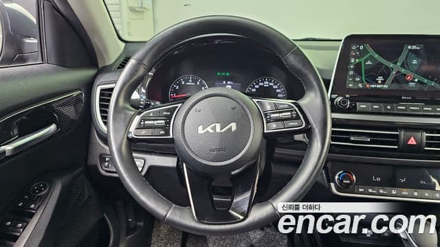 Kia Seltos 2021 — Şəkil 13/20