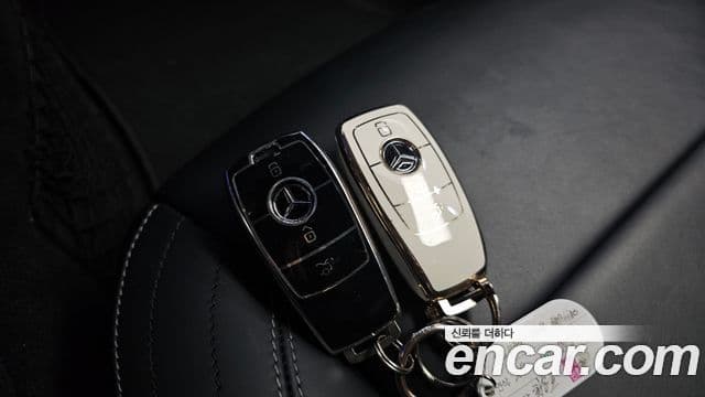 Mercedes-Benz E-Class 2020 — Şəkil 16/20