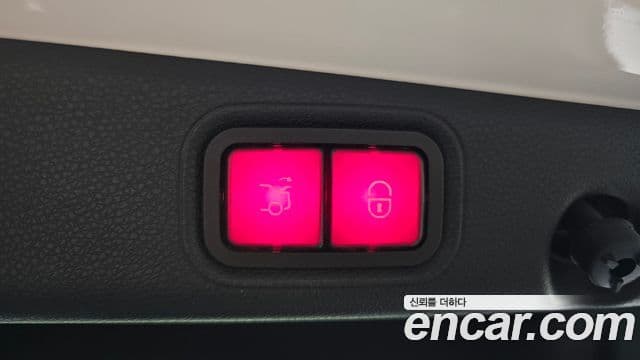Mercedes-Benz E-Class 2020 — Şəkil 19/20