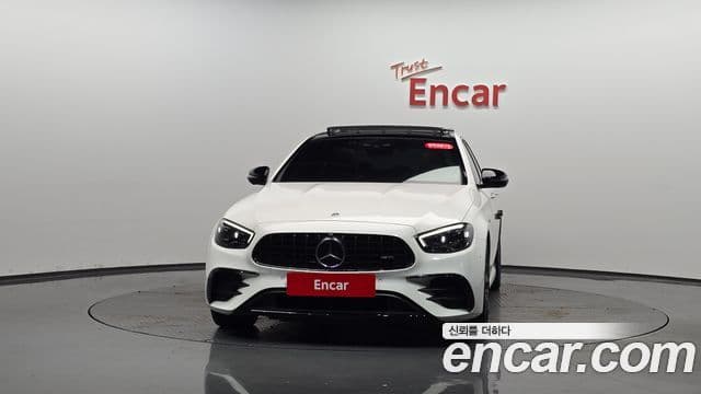 Mercedes-Benz E-Class 2023 — ფოტო 3/20