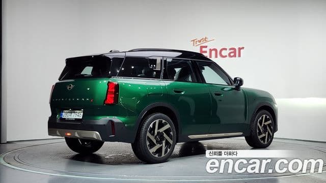 Mini Cooper S Countryman 2026 — ფოტო 2/20