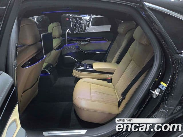 Audi A8 2019 — Şəkil 8/20