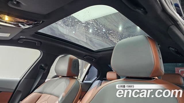 BMW 5 Series 2025 — Photo 2/20