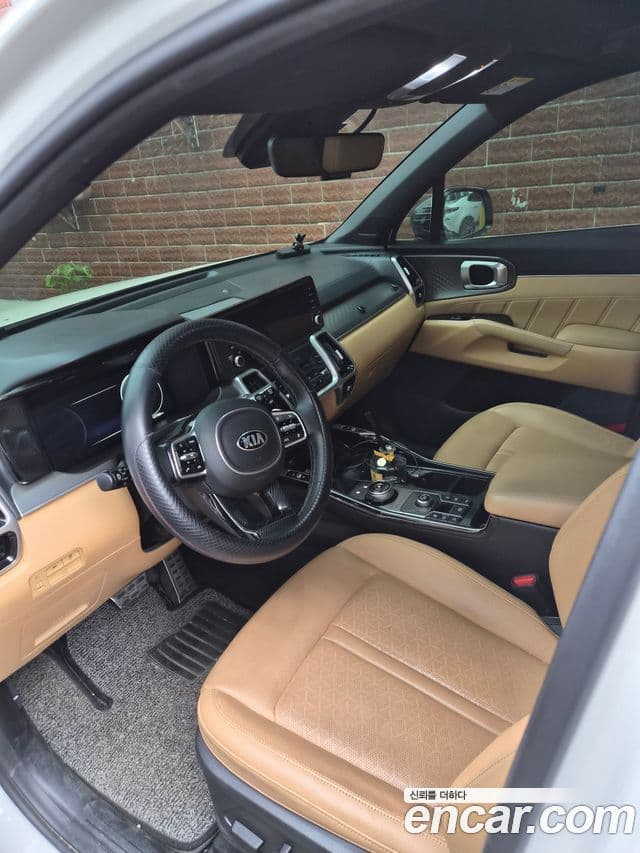 Kia Sorento 2021 — Фото 3/6
