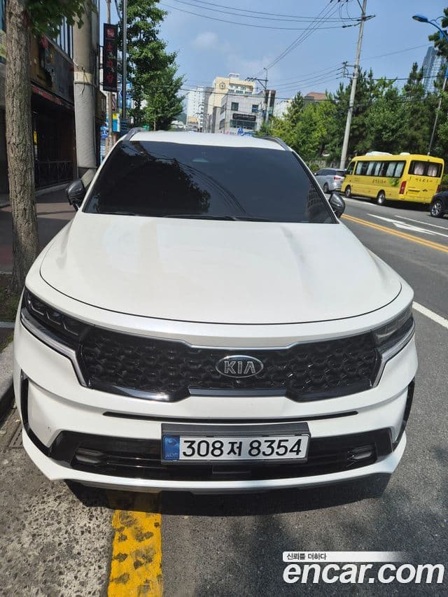 Kia Sorento 2021 — Фото 5/6