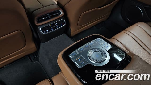 Genesis Electrified G80 2021 — Şəkil 19/20