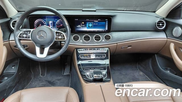 Mercedes-Benz E-Class 2019 — Şəkil 7/20