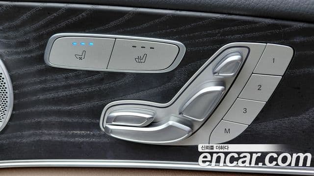 Mercedes-Benz E-Class 2019 — Şəkil 15/20